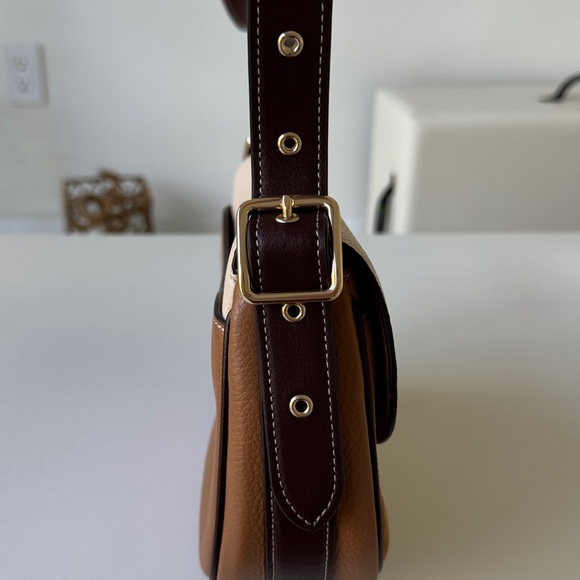 ✨Coach Macie Suede Colorblock Cream and Brown Leather Crossbody Bag - New - Picture 5 of 12